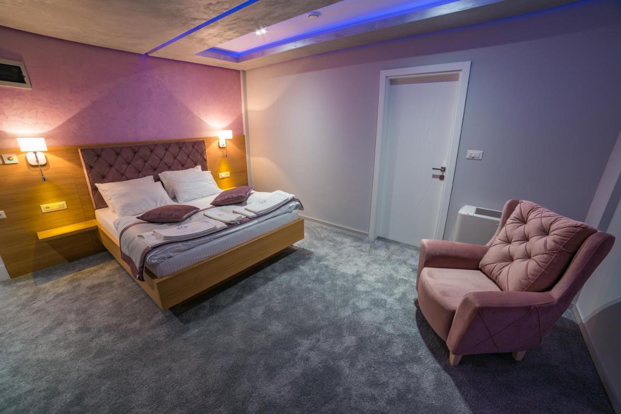 Motel Felikitas Laktaši Eksteriør billede