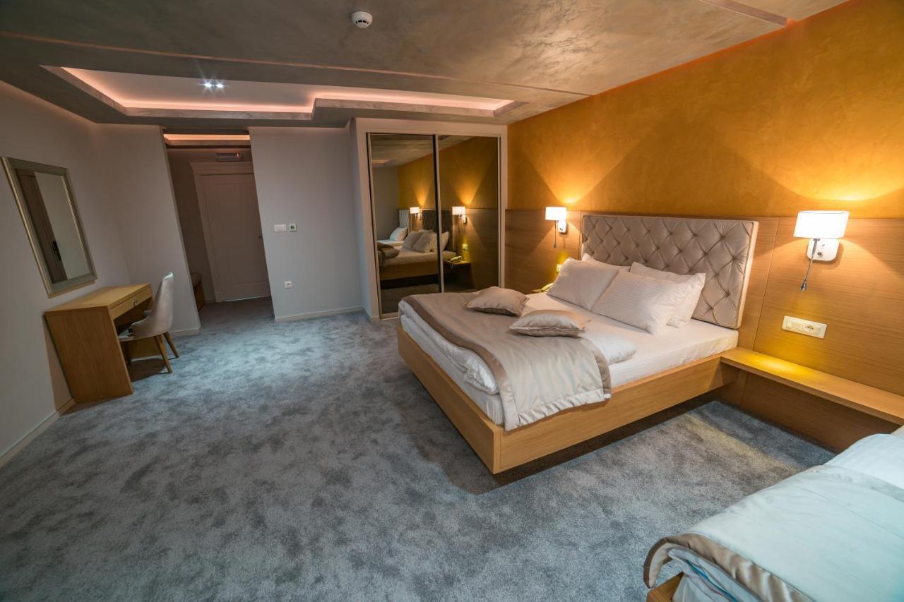 Motel Felikitas Laktaši Eksteriør billede